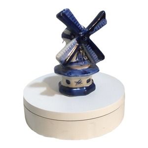 PV07060 Vintage Delft Holland Blue White Ceramic WINDMILL Figurine